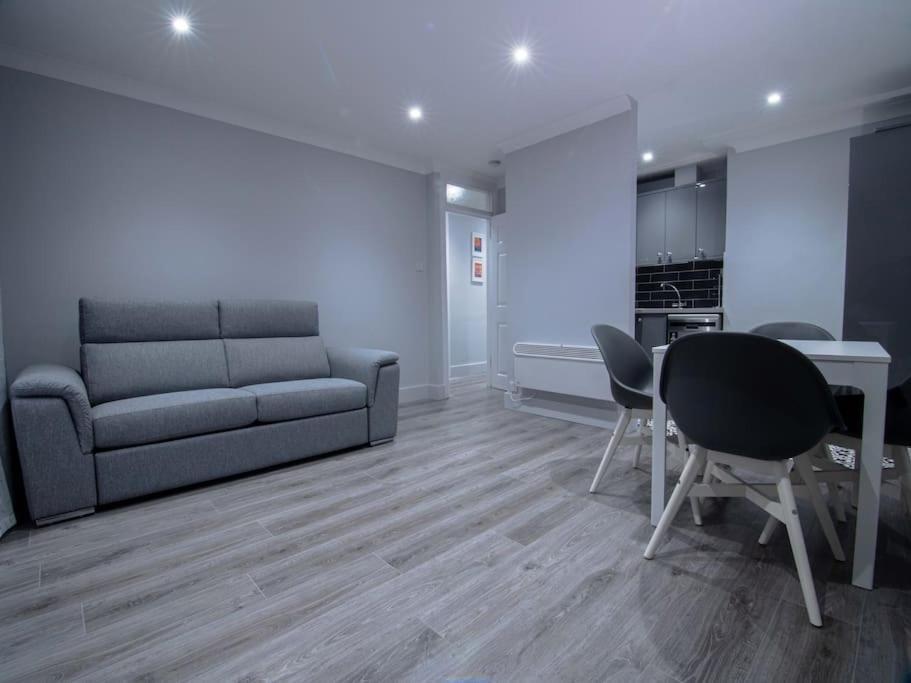 City Walk Apts Дублін Екстер'єр фото